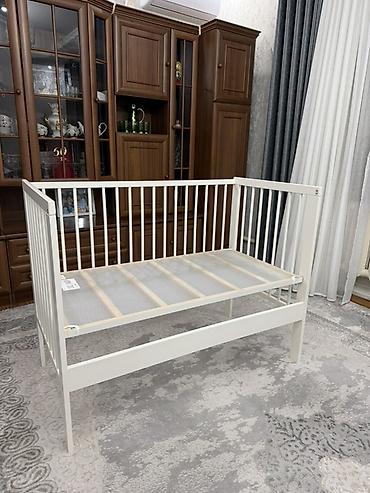 uth 170: IKEA новая, Детская кроватка с реечными бортами - Классический — 2
