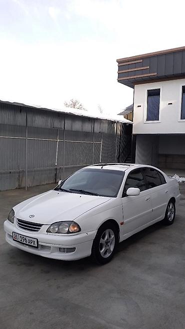 Toyota: Toyota Avensis: 2000 г., 2 л, Механика, Бензин, Седан — 3