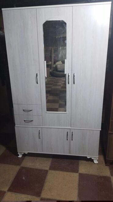 Dolablar: Yeni, Açılan, 3 qapılı Düz dolab, Dolab-asılqan, Türkiyə -da lalafo.az — 3 Dolablar: Yeni, Açılan, 3 qapılı Düz dolab, Dolab-asılqan, Türkiyə — 3