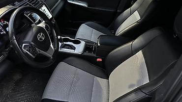 Toyota: Toyota Camry: 2012 г., Седан — 9