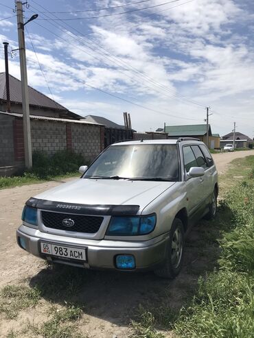 Subaru: Subaru Forester: 1998 г., Автомат, Бензин, Универсал