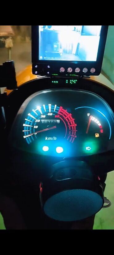 Mopedlər,skuterlər: @Mirzə.Həmidov:1.400 AZN 2 kaska blutuznan olan gaz trosu tormuz trosu — 7