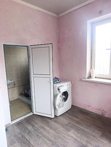 Продажа полдома: Продаётся пол дома в районе Старого толчка, ул. Щербакова 📍 Удобное — 4