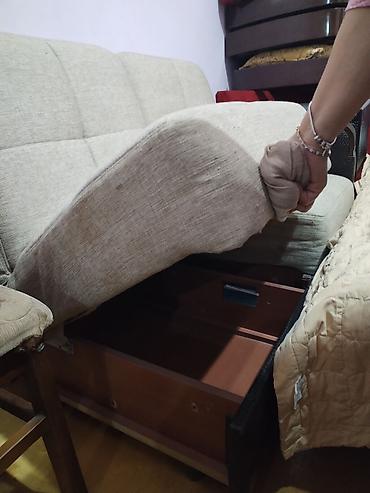 Divanlar: Kreslo satılır iki dene qiymət 90 unvan 28 may qiraqlari sökulu — 2