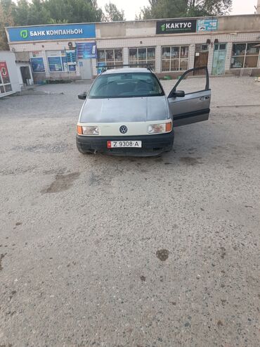 центральный замок гольф: Volkswagen Passat: 1992 г., 1.8 л, Механика, Бензин, Седан