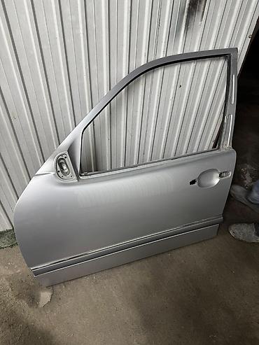 2000: Переднее правое Mercedes-Benz, 2000 г., Б/у, Оригинал — 2