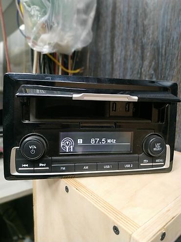 магнитафон фит: Штатная автомагнитола Honda Crider - Питание: DC 12V - Радио: FM/AM — 1