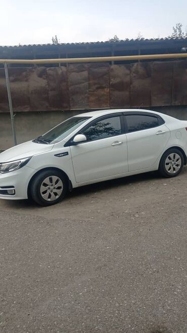 продаю авто киа: Kia Rio: 2016 г., 1.6 л, Механика, Бензин, Седан