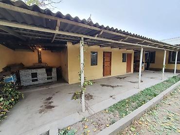 Продажа коттеджей и домов: 📍 Ак орго 💰 173 000$ Характеристики: * 1 этаж Дом 2003 года — 12