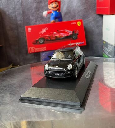 Avtomobil modelləri: BMW, 2001 il, 1:43, Dəmir, Ödənişli çatdırılma — 9