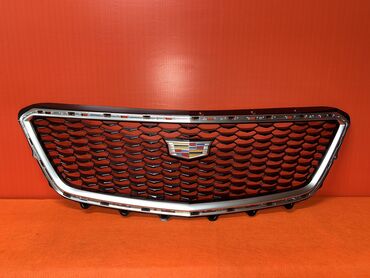 очки фирменные: Решетка радиатора Cadillac 2018 г., Б/у, Оригинал