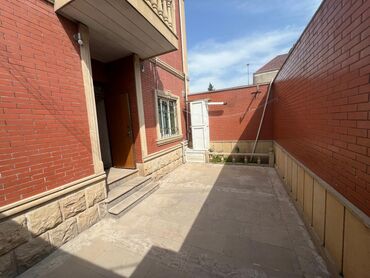 Həyət evləri və villaların satışı: 4 otaqlı, 144 kv. m, Kredit yoxdur, Orta təmir — 3