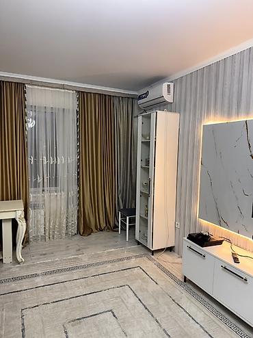 Люстры: Продаю 2х комп квартиру, район технопарка, 2 этаж из 9, останется вся — 2