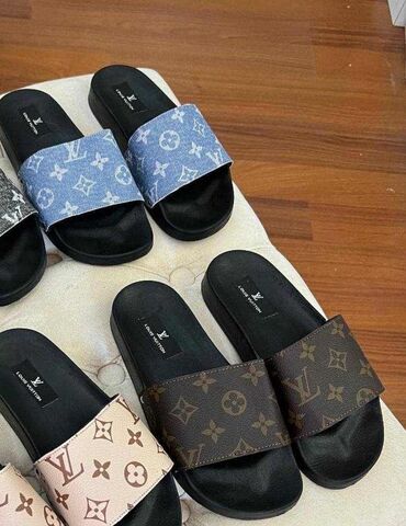 papuce sa zatvorenim prstima: Dior
