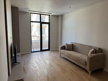Uzunmüddətli kirayə mənzillər: Sea Breeze Marina Village 2 otaqli ev kiraya verilir. Duş kabini – — 22