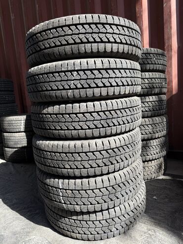 Шины: Шины 205 / 70 / R 16, Зима, Б/у, Комплект, Грузовики/Автобусы, Япония, Bridgestone — 2