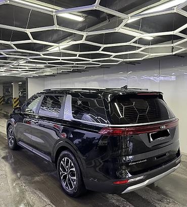Kia: Kia Carnival: 2021 г., 2.2 л, Автомат, Дизель, Минивэн — 7