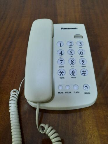 Стационарный телефон "Panasonic ", требуется небольшой ремонт. В