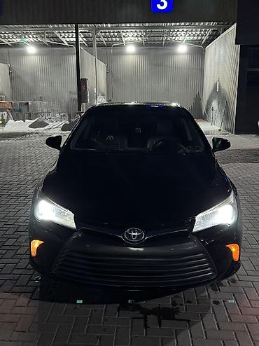2017: Toyota Camry: 2017 г., 2.5 л, Гибрид — 4