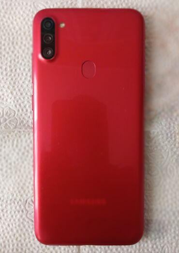 galaksi ət çəkən: Samsung Galaxy A11, 32 GB, rəng - Qırmızı