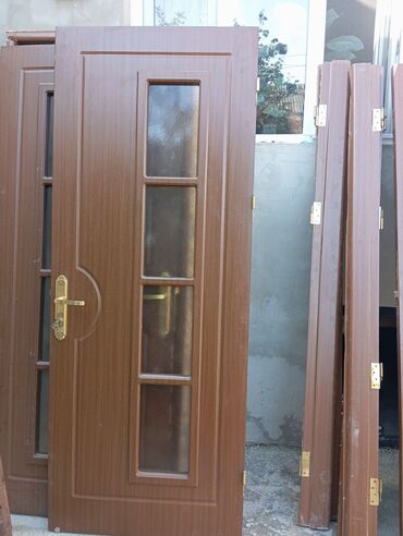 Фурнитура и комплектующие: Qapi 4eded
75azn biri
Musfiq 0831 leli