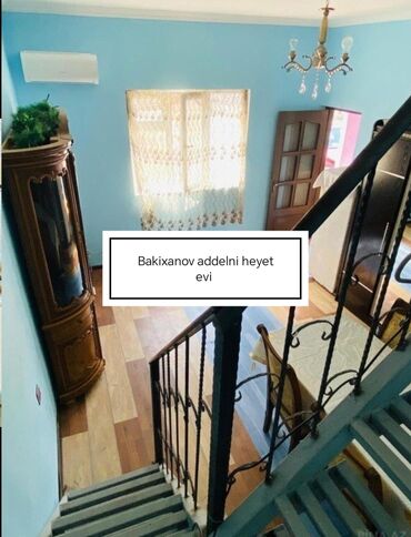 ağ şəhərdə həyət evləri: 65 kv. m, 2 otaqlı