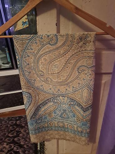 Hicab: Şərf/şal dəsti - Növ: 4 ədəd şərf/şal - Material: incə parça (yüngül — 2