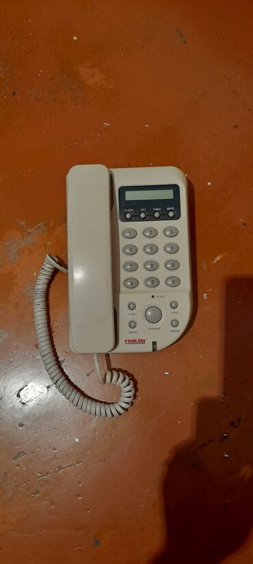 işlemiş telefonlar: Stasionar telefon Simli, İşlənmiş, Ünvandan götürmə