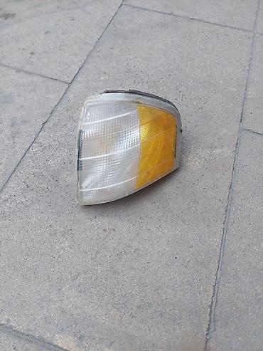 yan güzgü s: Avtomobil üçün ön sağ siqnal/fara bucaq lampası (corner light) — 1