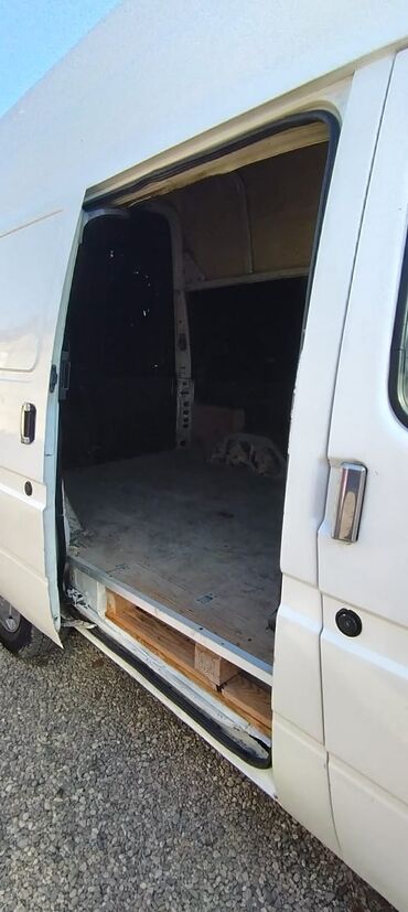 Ford: Ford Transit: 2.5 l | 1999 il 8555607 km Van/Minivan — 18