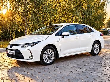 Toyota: Toyota Corolla: 2021 г., 1.8 л, Автомат, Гибрид, Седан — 3