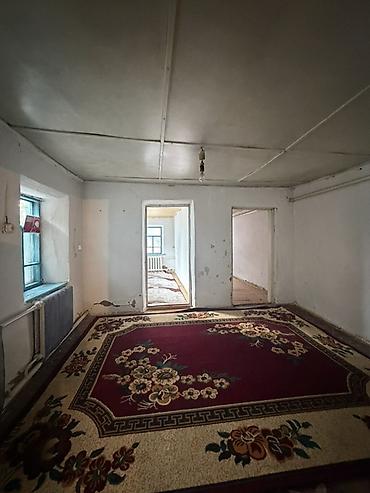 Продажа коттеджей и домов: 📍 В Сокулуке продается дом на участке 12 соток. 🏡Дом без ремонта — 8
