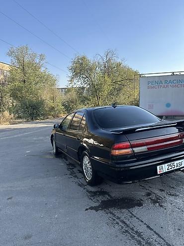 решётка тойота ист: Nissan Bluebird: 1999 г., Седан — 4