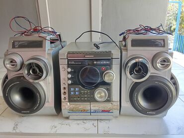 mp3 kalonka: İşlənmiş Samsung Kolonka, Növ - Toy üçün, rəng - Ağ