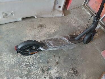 Elektrikli skuter – Xiaomi Mi Electric Scooter (Mi.com loqolu model)