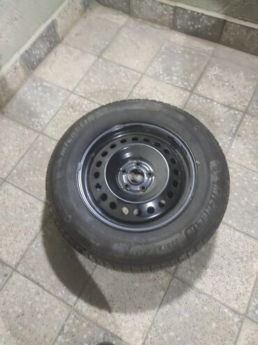 Disk təkərlər: Disk təkər 235 / 65 / R 17, 5 Boltlu