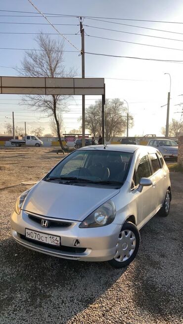 Honda: Honda Fit: 2002 г., 1.3 л, Вариатор, Бензин, Хэтчбэк