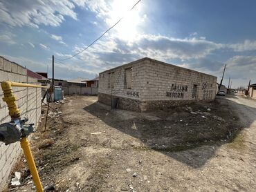 Həyət evləri və villaların satışı: 3 otaqlı, 147 kv. m, Kredit yoxdur, Təmirsiz