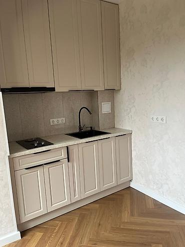 2 комнаты, 45 м², Технопарк 106 серия улучшенная, 1 этаж, Евроремонт at lalafo.kg 2 комнаты, 45 м², Технопарк 106 серия улучшенная, 1 этаж, Евроремонт