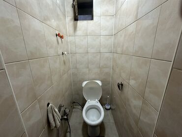 Həyət evləri və villaların satışı: 7 otaqlı, 200 kv. m, Kredit yoxdur, Orta təmir -da lalafo.az — 10 Həyət evləri və villaların satışı: 7 otaqlı, 200 kv. m, Kredit yoxdur, Orta təmir — 10