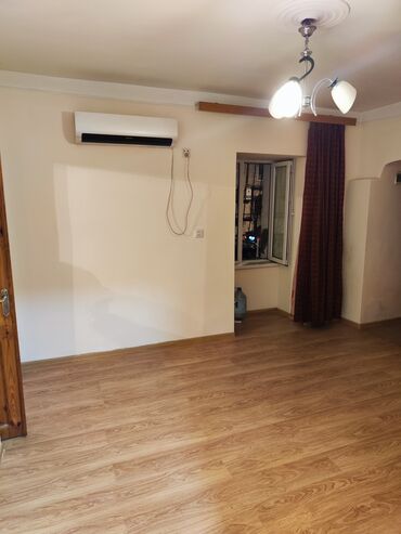 Uzunmüddətli kirayə mənzillər: 2 otaq + 1 kiçik otaq,3/1-i,h/t, ayrı girişi olan bina evi ailəyə -da lalafo.az — 12 Uzunmüddətli kirayə mənzillər: 2 otaq + 1 kiçik otaq,3/1-i,h/t, ayrı girişi olan bina evi ailəyə — 12