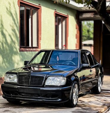 бак на мерс 124: Mercedes-Benz E 320: 1994 г., 3.2 л, Автомат, Бензин, Седан