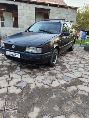 Volkswagen: Volkswagen Passat: 1993 г., 1.8 л, Механика, Бензин, Универсал