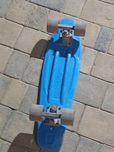 penny board skeytləri: Məhsul: Kruizer tipli plastik skeytbord Xüsusiyyətlər: - Gövdə — 2