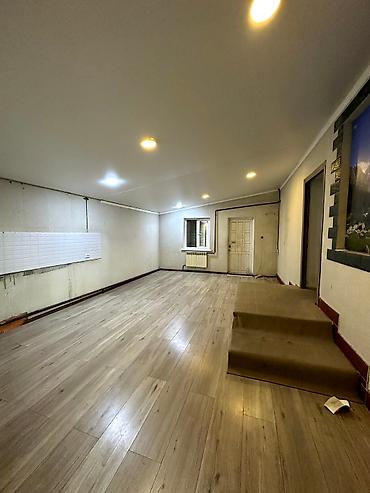 Продажа коттеджей и домов: Продаётся домовладение с закрытым двором и капитальным забором из — 11