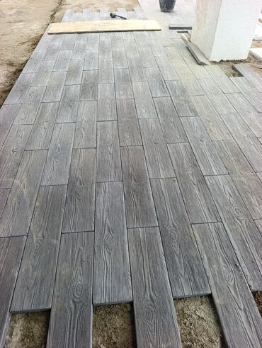 Tamet: Tamet döşəmə xidməti – dekorativ beton/daş təməli ilə həyət və giriş — 2