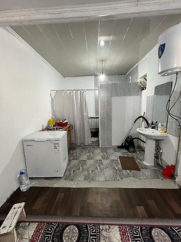 Продажа коттеджей и домов: Продается дом 3 комнат, 100м2, 6 соток Кирпичный новый дом Есть свет — 9