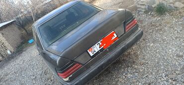 Mercedes-Benz: Mercedes-Benz W124: 1988 г., 2.3 л, Механика, Бензин, Седан — 8