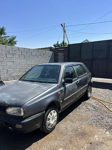 g comp: Volkswagen Golf: 1994 г., 1.6 л, Механика, Бензин, Хэтчбэк — 4