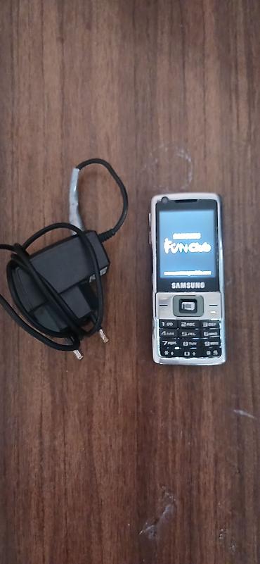 santa fe manitor: Samsung I700, 8 GB, rəng - Gümüşü, Düyməli — 1